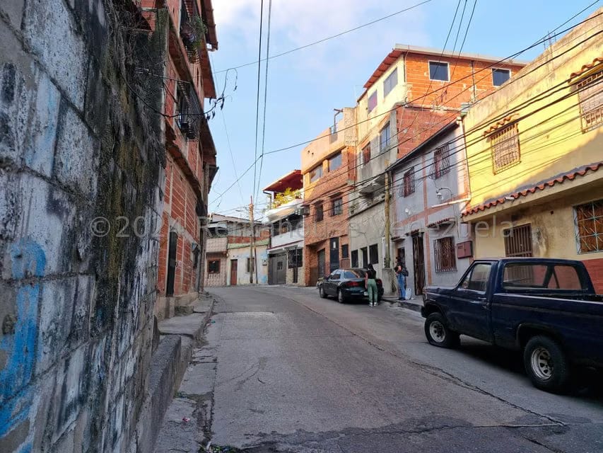 Casa (Multipes Niveles) en Venta en Ruperto Lugo, Distrito Metropolitano - 3