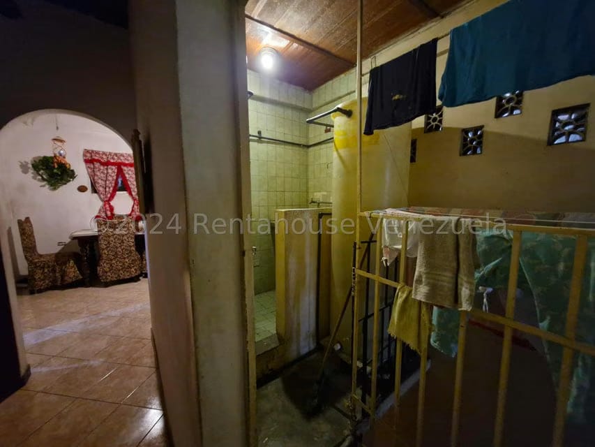 Casa (Multipes Niveles) en Venta en Ruperto Lugo, Distrito Metropolitano - 6