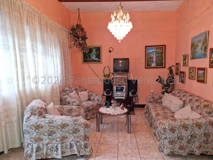 Casa (Multipes Niveles) en Venta en Ruperto Lugo, Distrito Metropolitano - 9