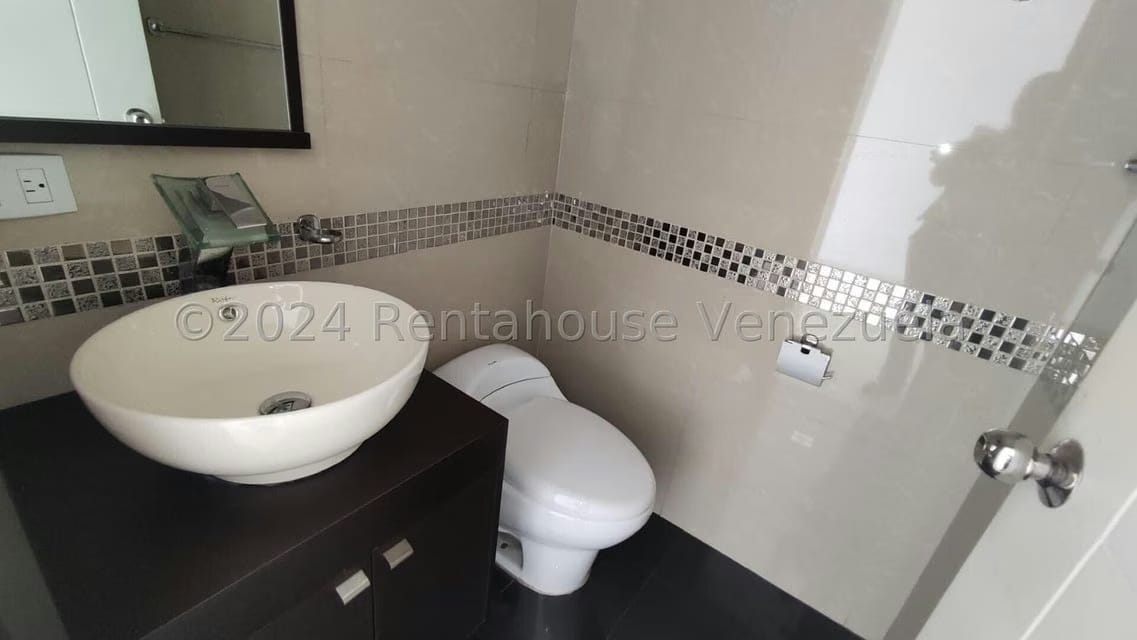 Comercial (Oficina) en Alquiler en Zona Este, Lara - 15