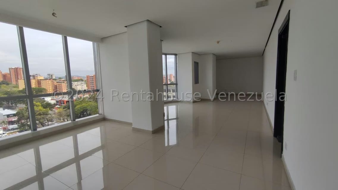 Comercial (Oficina) en Alquiler en Zona Este, Lara - 5