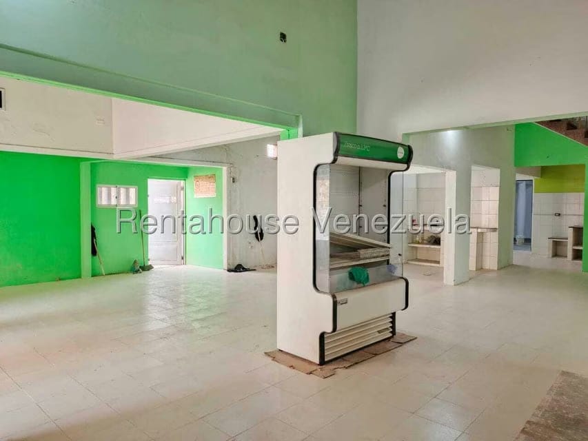 Comercial (Local Comercial) en Alquiler en Tierra Negra, Zulia - 3