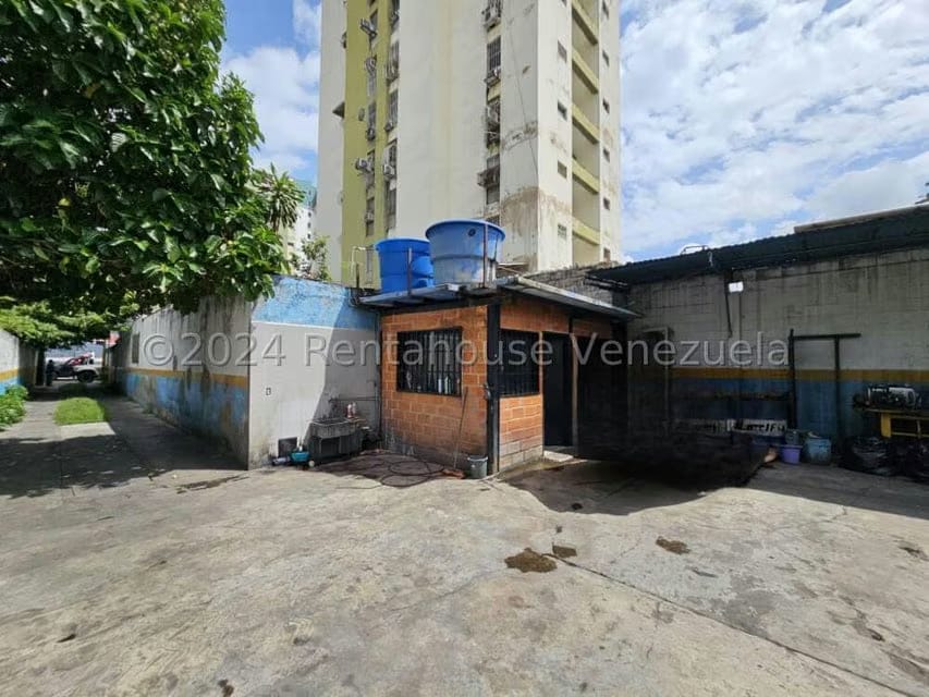 Terreno (Comercial) en Venta en Zona Centro, Aragua - 16
