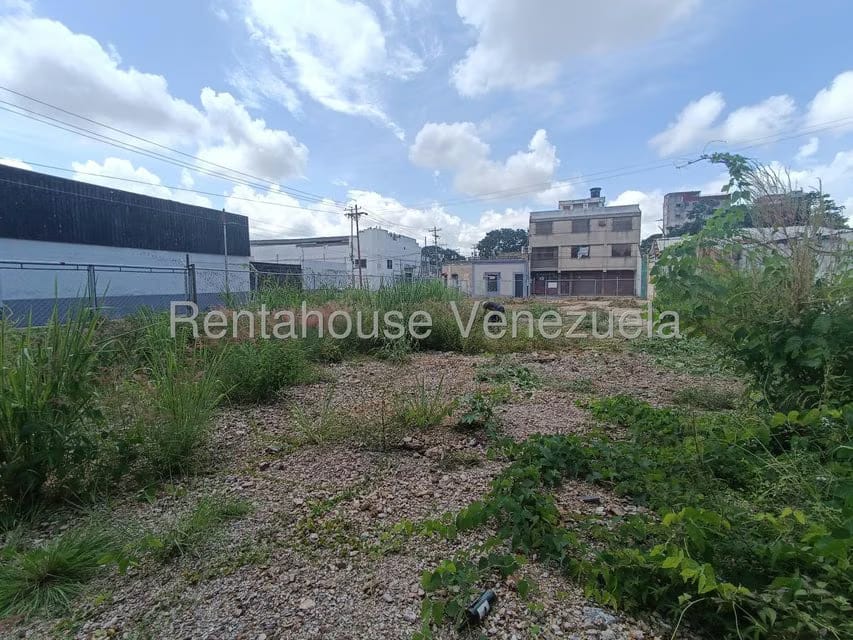Terreno (Comercial) en Alquiler en Avenida Cedeno, Carabobo - 6