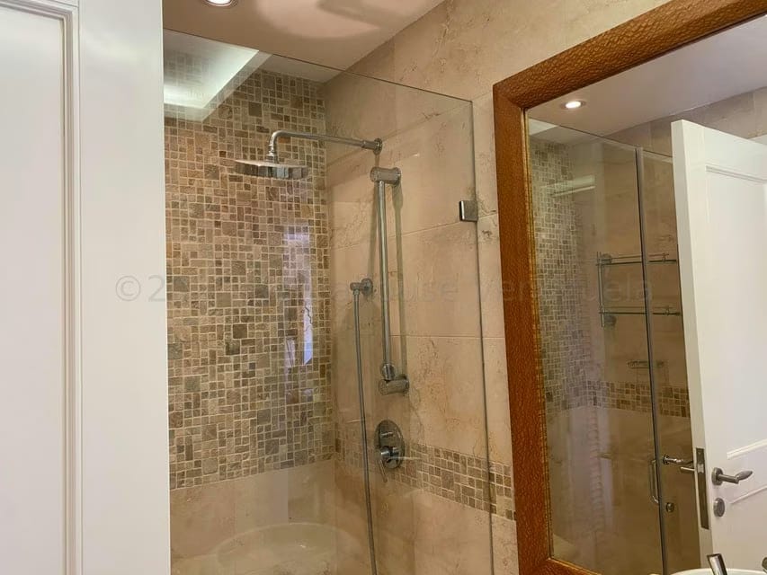 Apartamento (1 Nivel) en Venta en Colinas de Valle Arriba, Distrito Metropolitano - 62