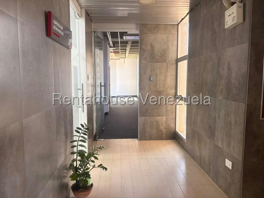 Comercial (Oficina) en Venta en 5 de Julio, Zulia - 16
