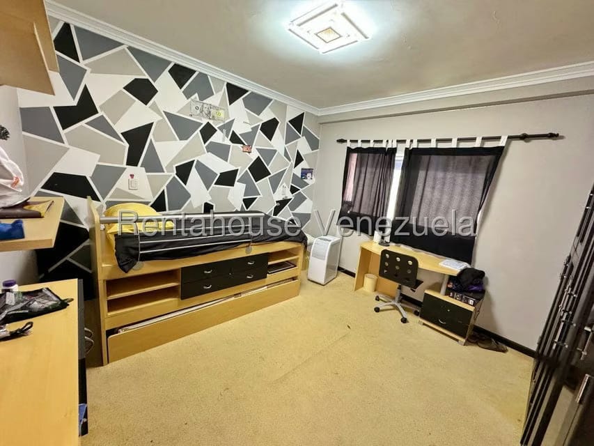 Casa (Multipes Niveles) en Venta en Los Naranjos del Cafetal, Distrito Metropolitano - 31