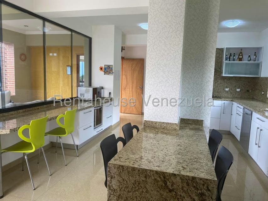 Apartamento (1 Nivel) en Venta en Solar del Hatillo, Distrito Metropolitano - 36