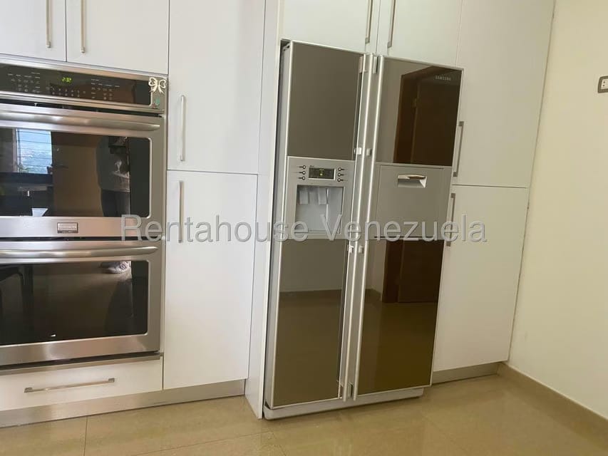 Apartamento (1 Nivel) en Venta en Solar del Hatillo, Distrito Metropolitano - 38