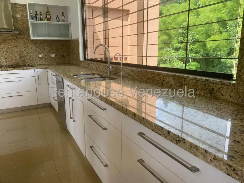 Apartamento (1 Nivel) en Venta en Solar del Hatillo, Distrito Metropolitano - 43