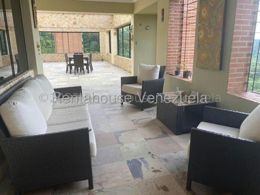 Apartamento (1 Nivel) en Venta en Solar del Hatillo, Distrito Metropolitano - 48