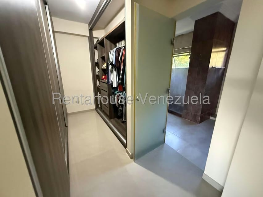 Apartamento (1 Nivel) en Venta en Solar del Hatillo, Distrito Metropolitano - 60