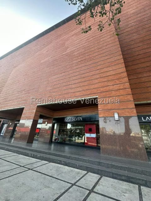 Comercial (Local Comercial) en Venta en Chacao, Distrito Metropolitano - 16