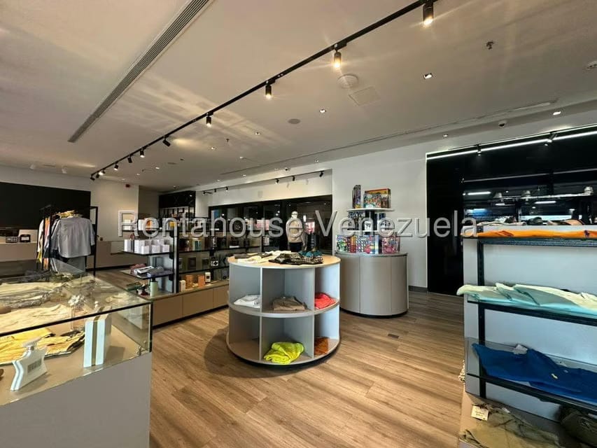 Comercial (Local Comercial) en Venta en Chacao, Distrito Metropolitano - 4