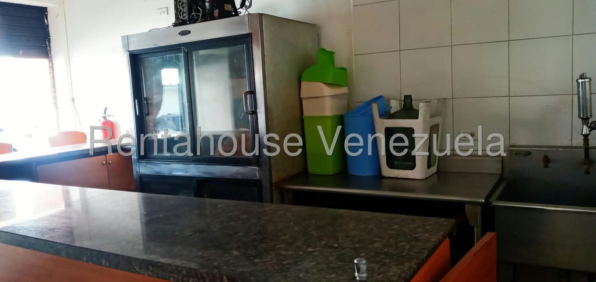 Comercial (Local Comercial) en Alquiler en Chacao, Distrito Metropolitano - 23