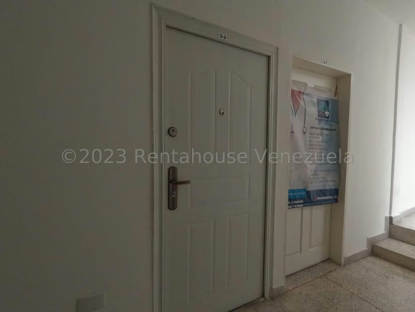 Comercial (Oficina) en Alquiler en Centro, Lara - 12