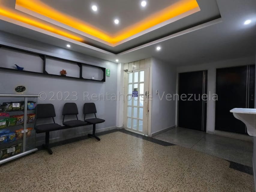 Comercial (Oficina) en Alquiler en Centro, Lara - 4