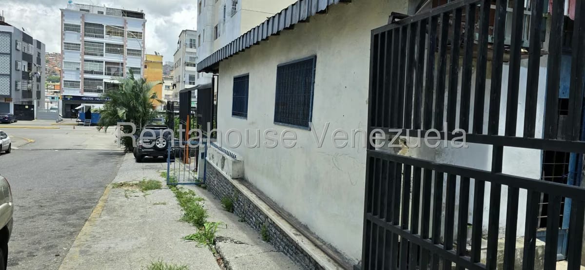 Comercial (Local Comercial) en Alquiler en Las Acacias, Distrito Metropolitano - 2