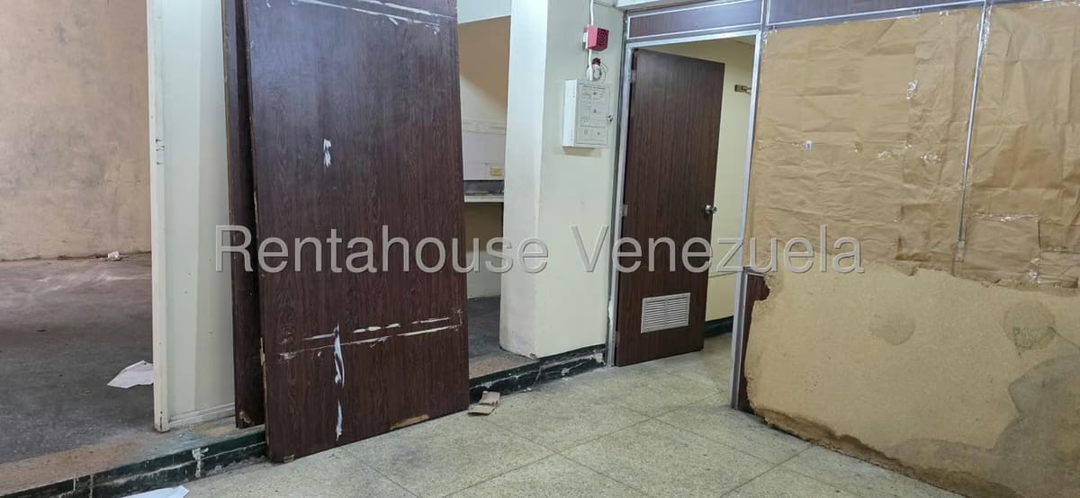 Comercial (Local Comercial) en Alquiler en Las Acacias, Distrito Metropolitano - 15