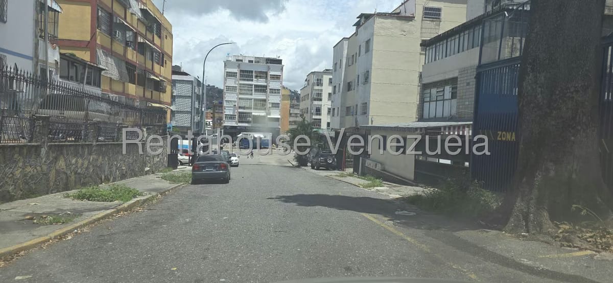 Comercial (Local Comercial) en Alquiler en Las Acacias, Distrito Metropolitano - 22
