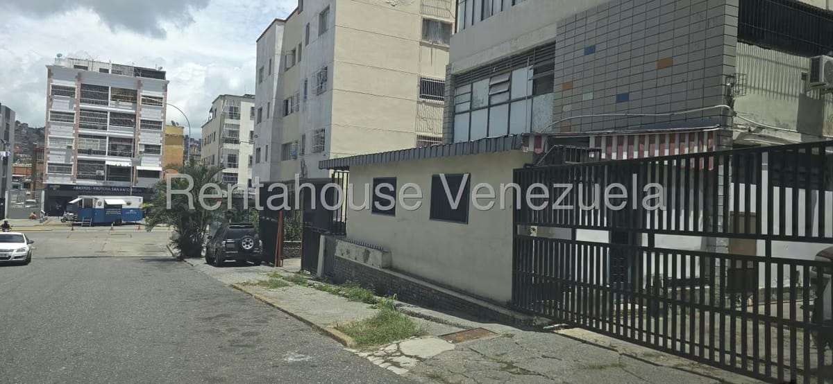 Comercial (Local Comercial) en Alquiler en Las Acacias, Distrito Metropolitano - 23