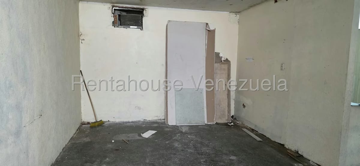 Comercial (Local Comercial) en Alquiler en Las Acacias, Distrito Metropolitano - 8