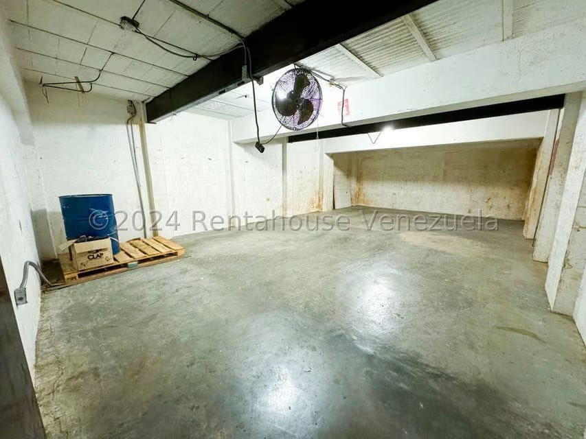 Comercial (Edificio) en Venta en Catia, Distrito Metropolitano - 12
