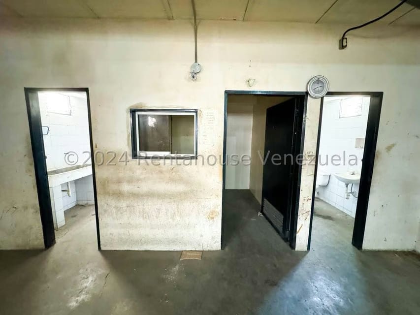 Comercial (Edificio) en Venta en Catia, Distrito Metropolitano - 24