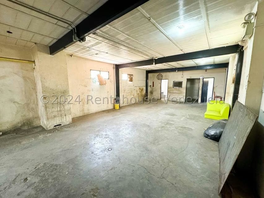 Comercial (Edificio) en Venta en Catia, Distrito Metropolitano - 26