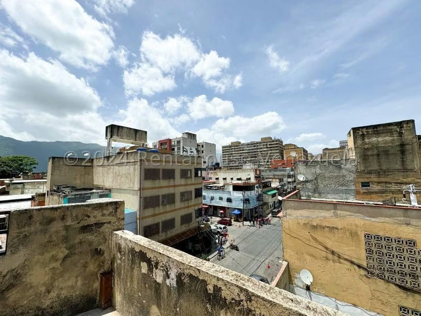 Comercial (Edificio) en Venta en Catia, Distrito Metropolitano - 36