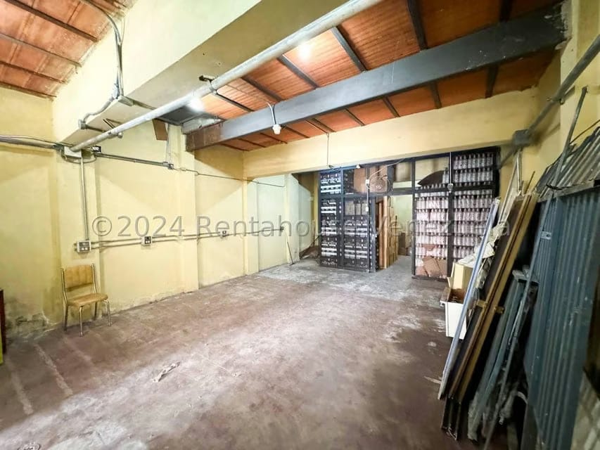 Comercial (Edificio) en Venta en Catia, Distrito Metropolitano - 10