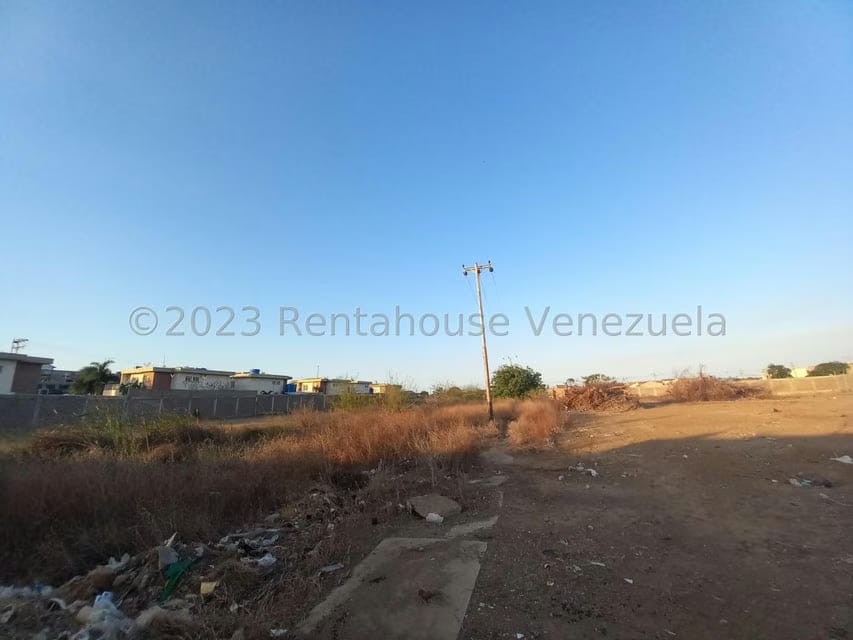 Terreno (Comercial) en Venta en Sector Independencia, Falcon - 11