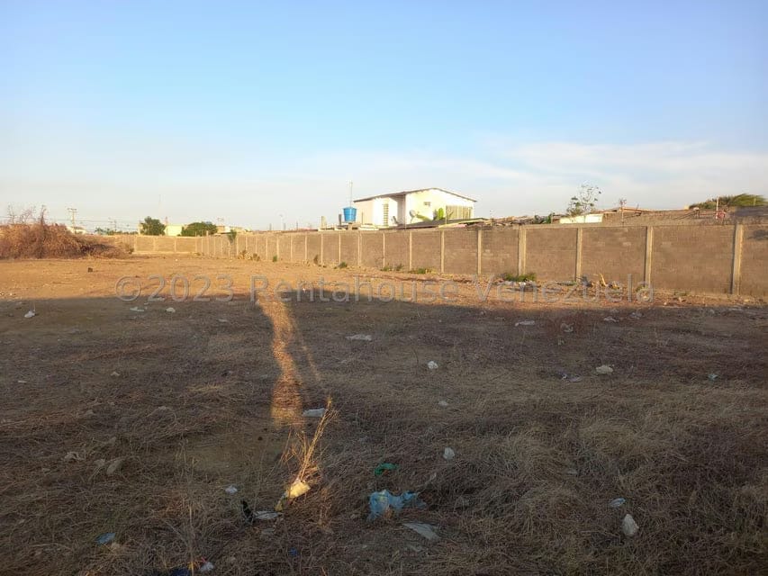 Terreno (Comercial) en Venta en Sector Independencia, Falcon - 3