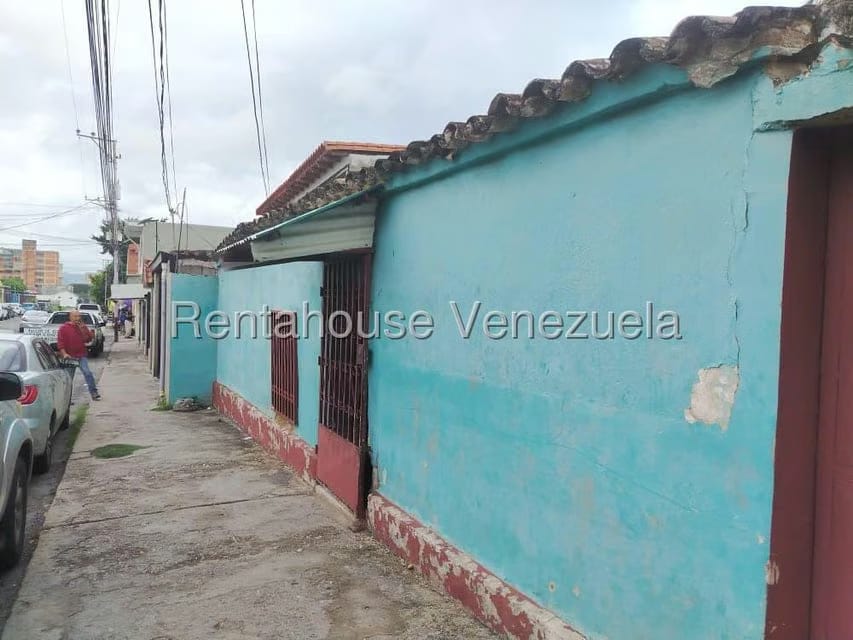 Casa (1 Nivel) en Venta en Centro, Lara - 2