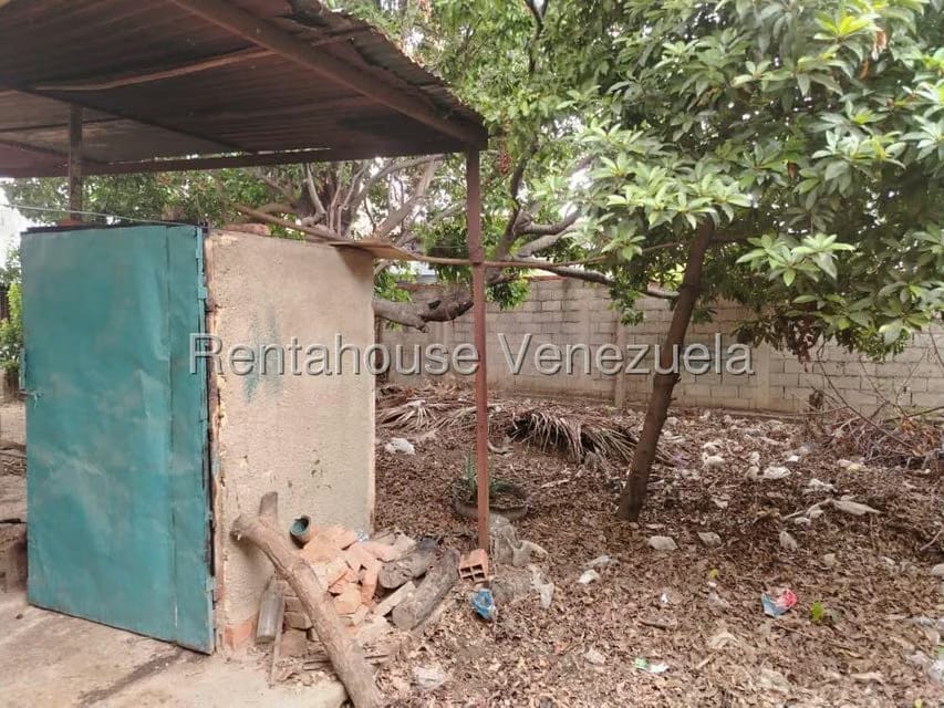 Casa (1 Nivel) en Venta en Centro, Lara - 21