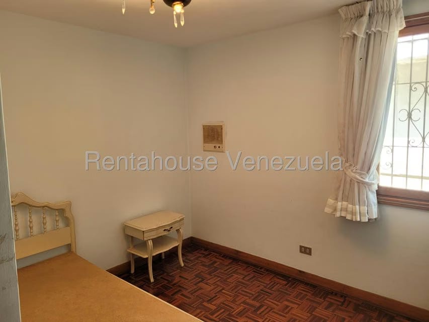 Casa (Multipes Niveles) en Venta en La Trinidad, Distrito Metropolitano - 22
