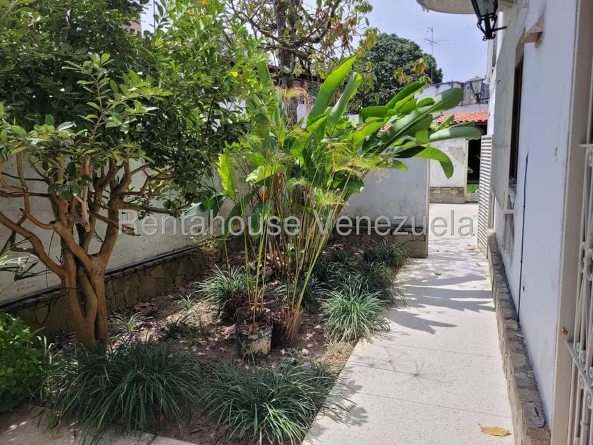 Casa (Multipes Niveles) en Venta en La Trinidad, Distrito Metropolitano - 28