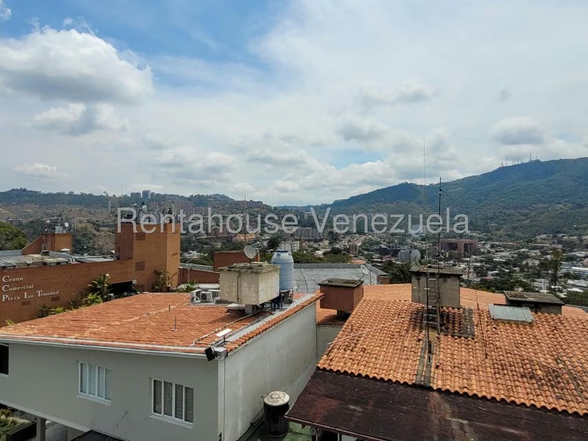 Casa (Multipes Niveles) en Venta en La Trinidad, Distrito Metropolitano - 52