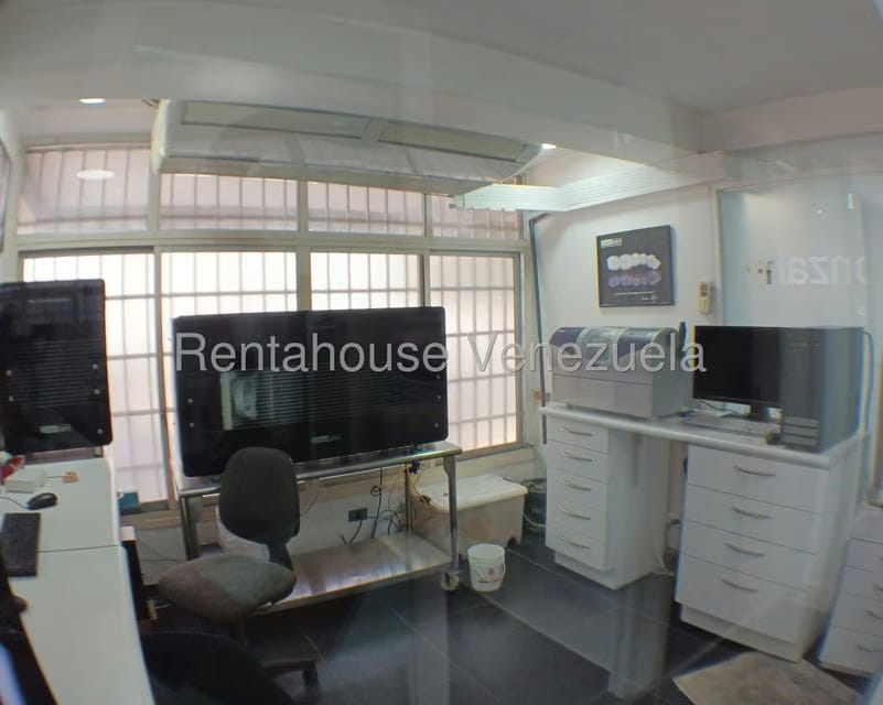 Comercial (Oficina) en Venta en Los Dos Caminos, Distrito Metropolitano - 9