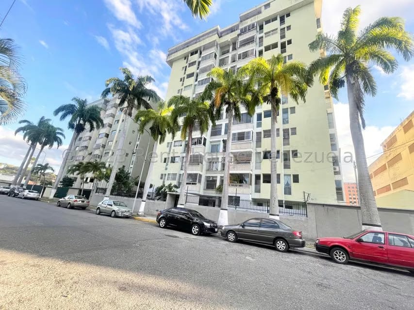 Apartamento (Penthouse) en Venta en Fundalara, Lara - 2
