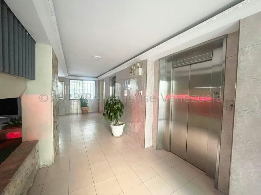 Apartamento (Penthouse) en Venta en Fundalara, Lara - 3