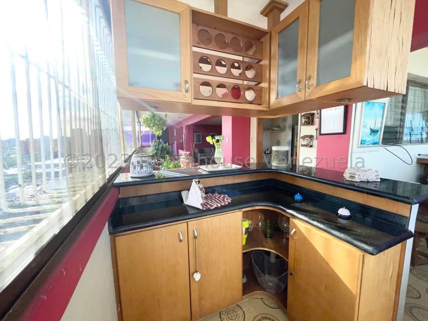Apartamento (Penthouse) en Venta en Fundalara, Lara - 36