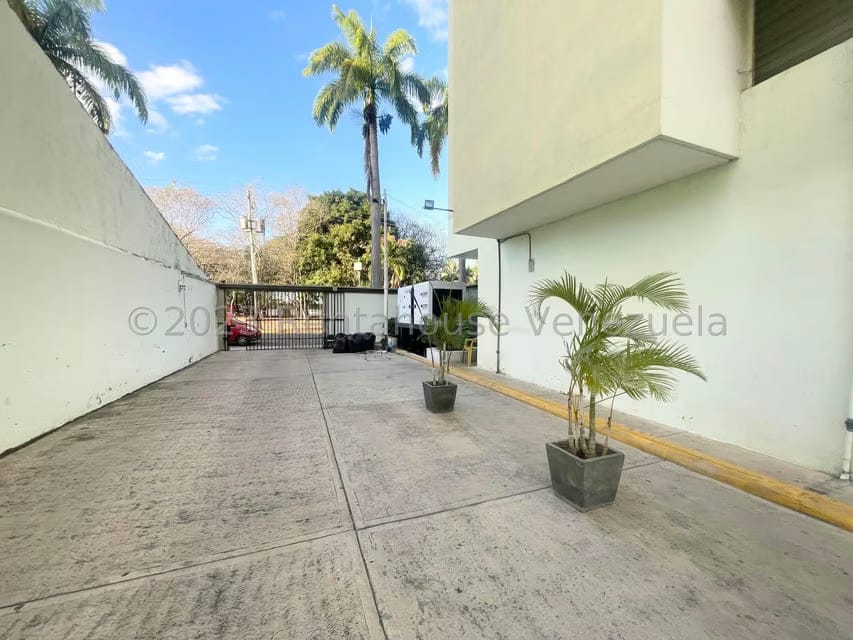 Apartamento (Penthouse) en Venta en Fundalara, Lara - 50