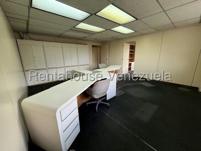 Comercial (Oficina) en Alquiler en Chuao, Distrito Metropolitano - 23