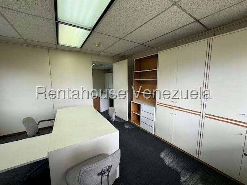 Comercial (Oficina) en Alquiler en Chuao, Distrito Metropolitano - 25