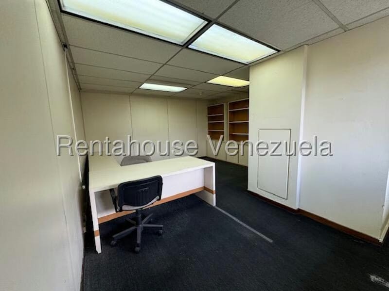 Comercial (Oficina) en Alquiler en Chuao, Distrito Metropolitano - 28