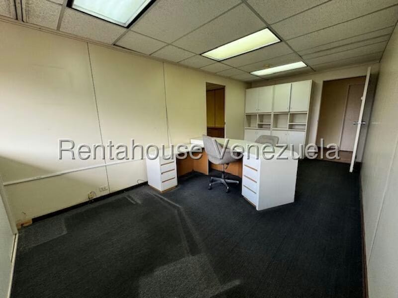 Comercial (Oficina) en Alquiler en Chuao, Distrito Metropolitano - 31