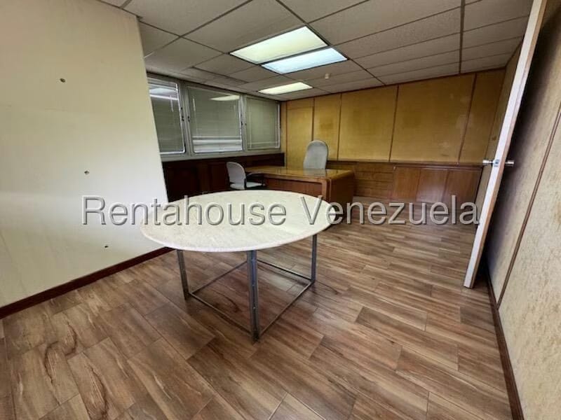 Comercial (Oficina) en Alquiler en Chuao, Distrito Metropolitano - 33