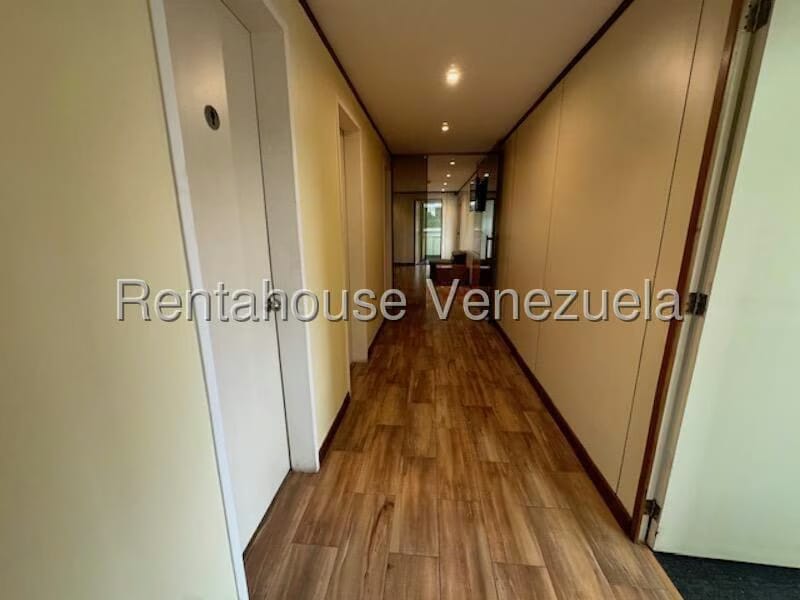Comercial (Oficina) en Alquiler en Chuao, Distrito Metropolitano - 40