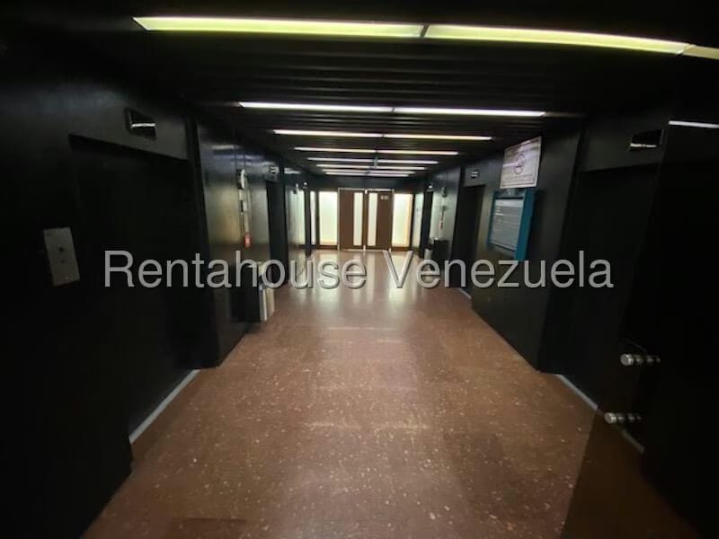 Comercial (Oficina) en Alquiler en Chuao, Distrito Metropolitano - 56